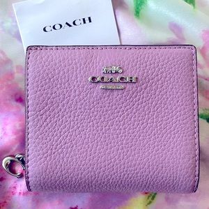 Brand New Coach Genuine Pebble Leather Violet Orchid Snap Wallet